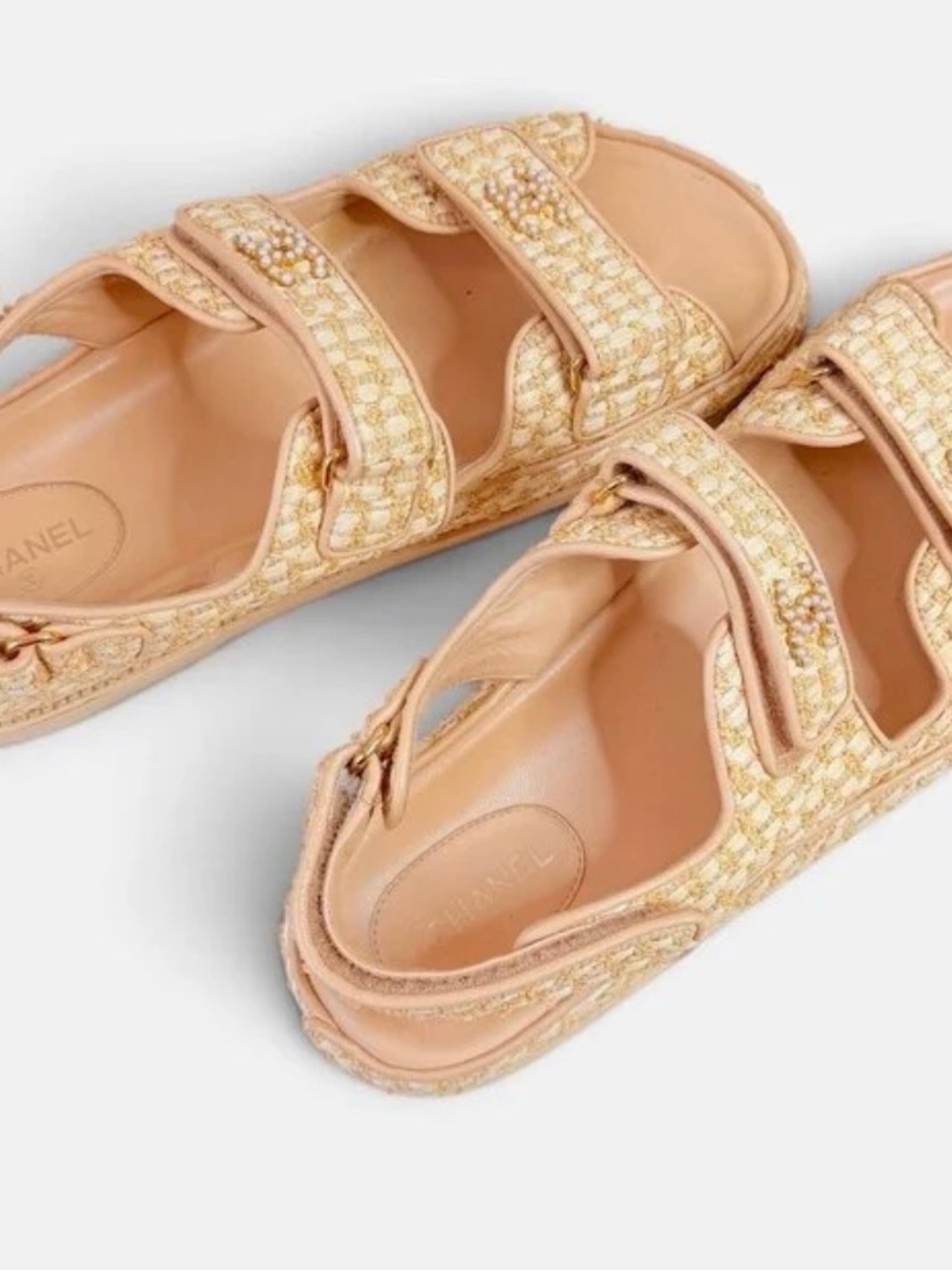 CHANEL sz EU42 raffia Dad Sandals in beige with pearl CC adornment (gently worn) - Picture 2 of 9
